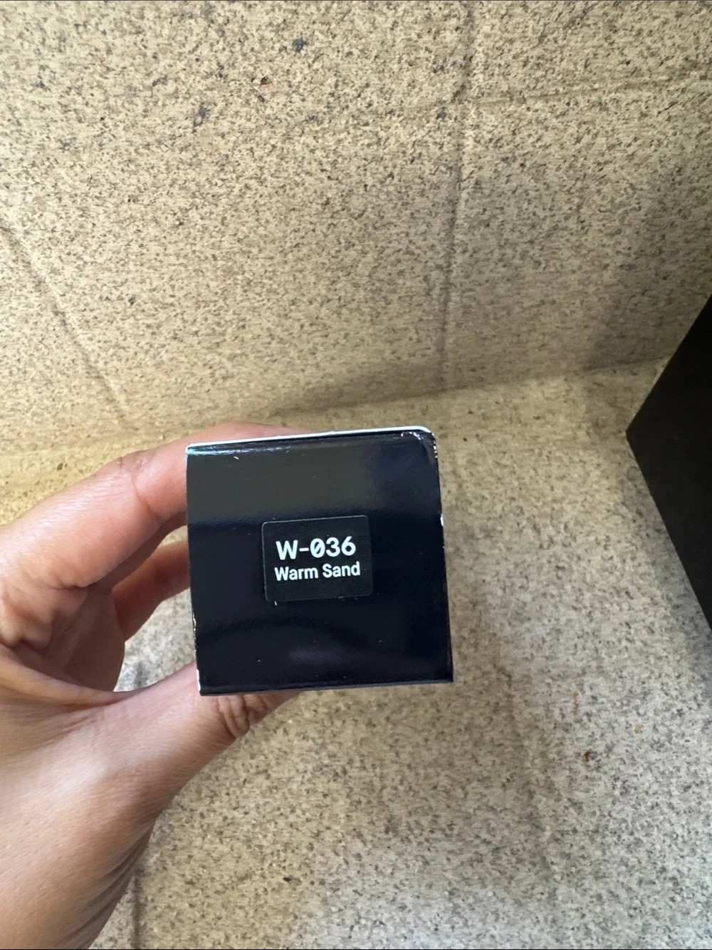 Bobbi Brown Weightless Skin Foundation